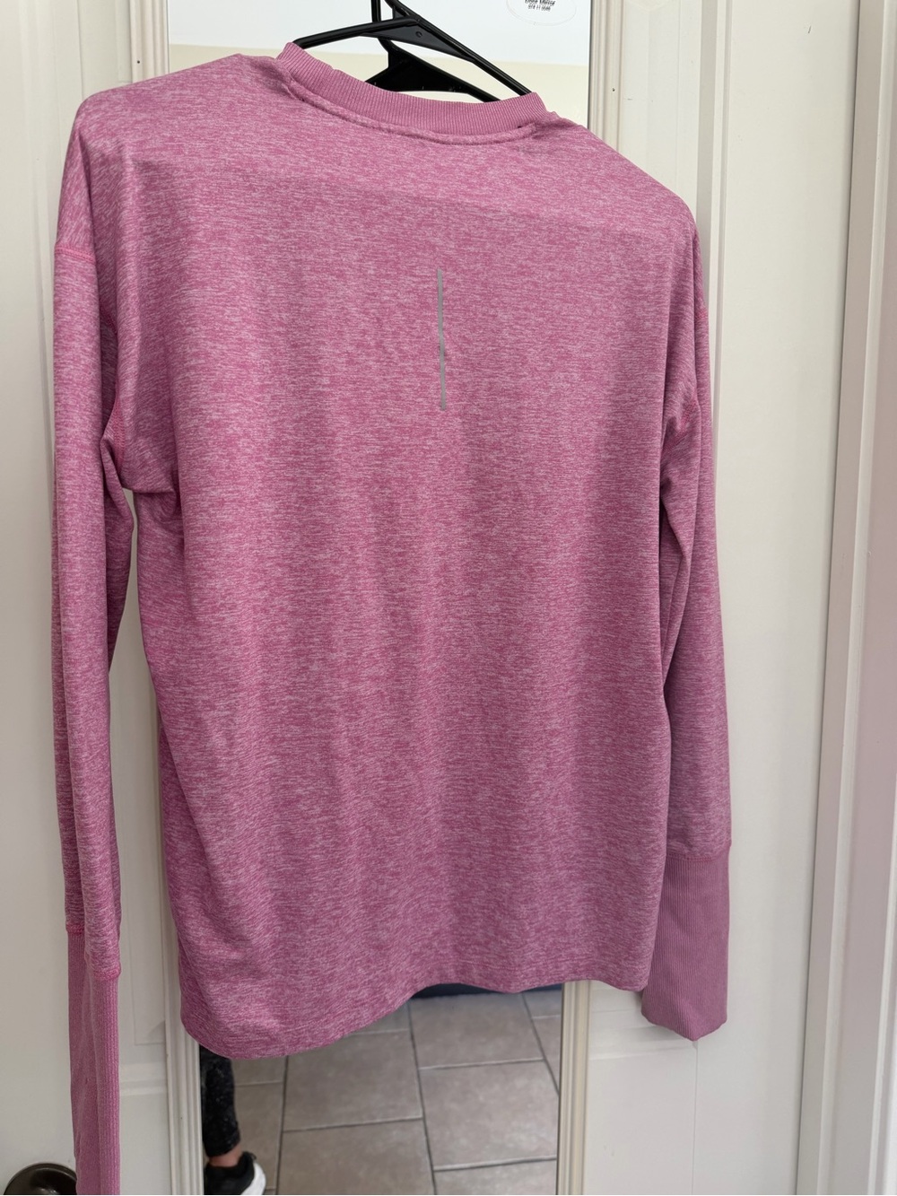 Nike Women’s Heathered Pink Crewneck drifit